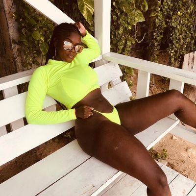 AngelinaBenz's hot photo – thumbnail