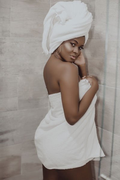 AngelinaBenz's hot photo – thumbnail