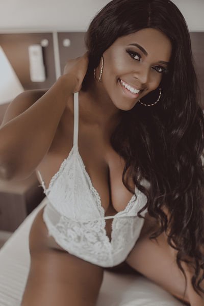 AngelinaBenz's hot photo – thumbnail